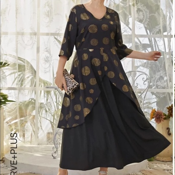 Plus Size Polka Dot Two Layered Hem Dress - Picture 2 of 9
